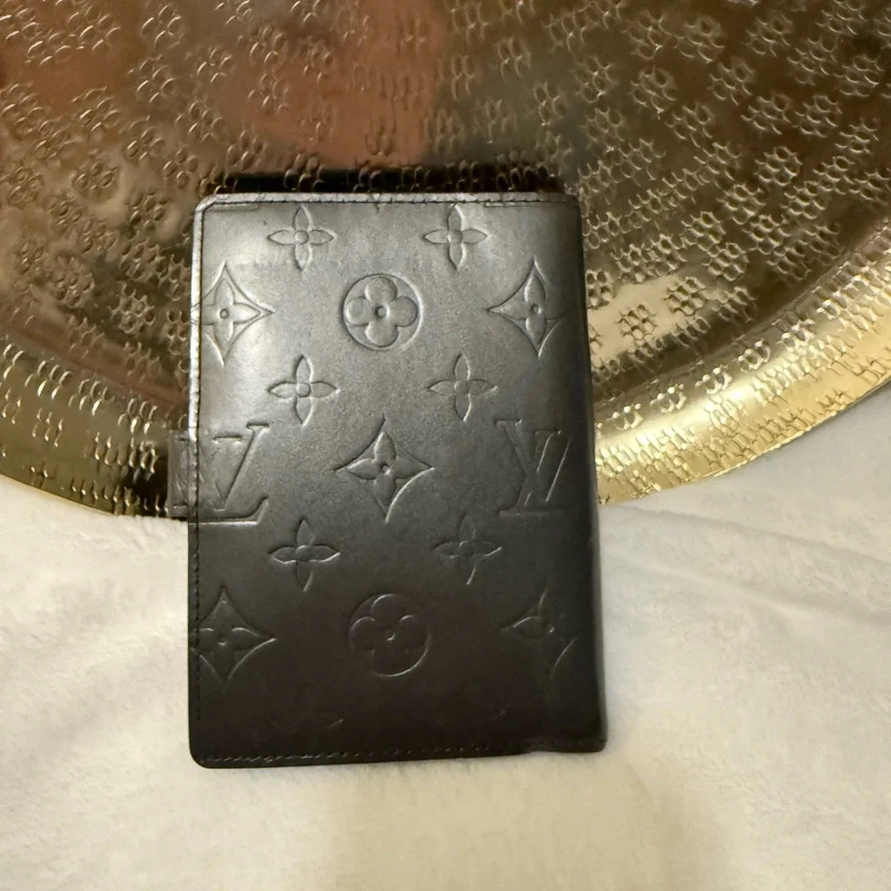 Louis Vuitton Black Key Card Holder Monogram - Picture 2 of 8
